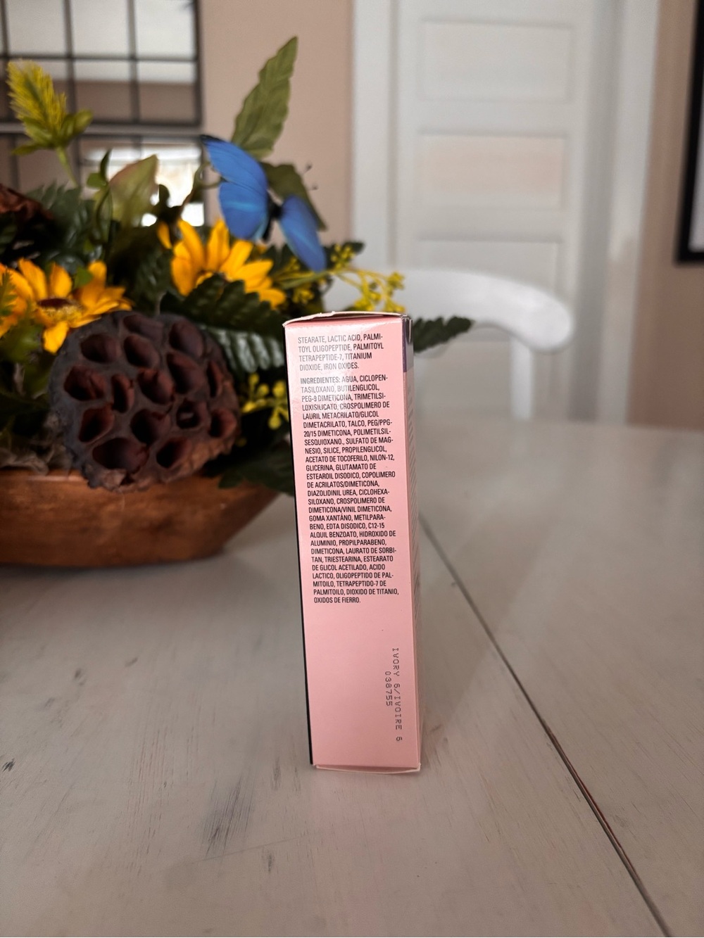 Mary Kay TimeWise Matte-Wear Liquid Foundation - Beige 3 - Picture 2 of 5